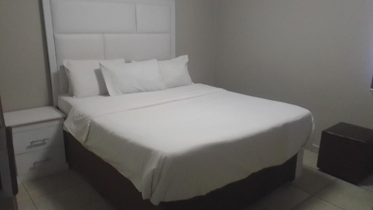 The Apartment On Katherine Street In Central Sandton Йоханнесбург Экстерьер фото